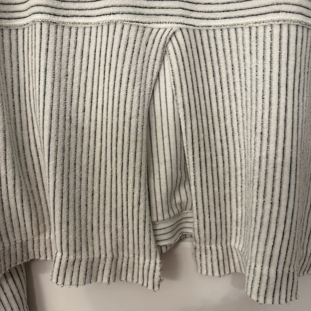 Bella Dahl Striped Gray and White Hoodie Size M - Picture 7 of 12